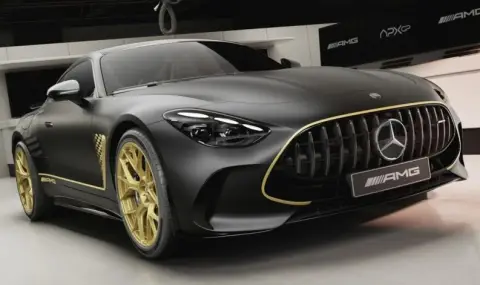 Mercedes-AMG пуска специално купе в чест на новия филм с Брад Пит - 1