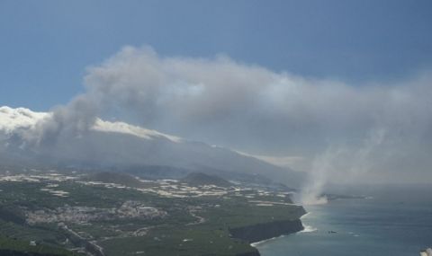 Отменени полети заради вулканичен облак над остров Ла Палма - 1