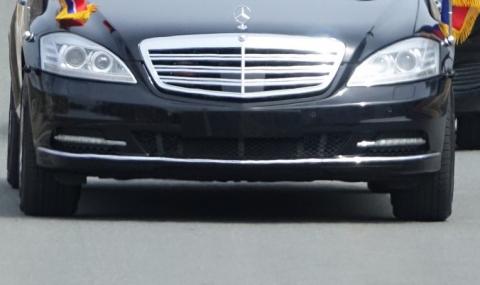 Daimler не знае откъде Ким Чен-ун има лимузина Mercedes - 1