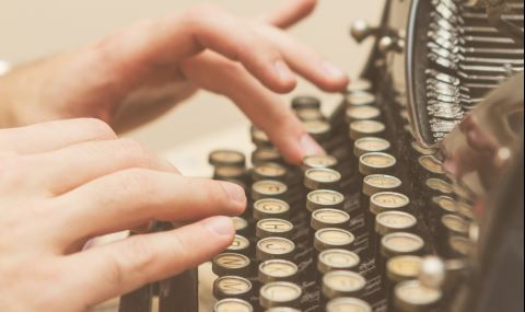 Опит за рекорд на Гинес вдъхва живот на пишещите машини - 1