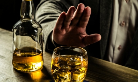 Учен: Алкохолът причинява рак - 1