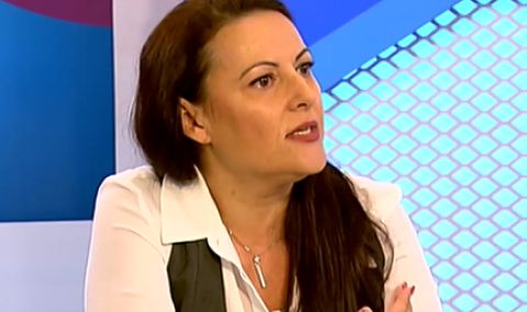 Елена Дариева: Натискът да има правителство е огромен, но ограничаващият фактор за партиите се явяват местните избори - 1