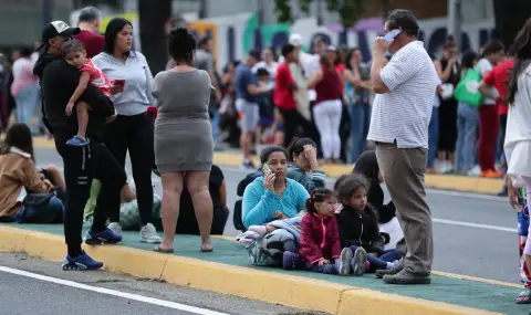 Death toll in Venezuela earthquakes could reach 100,000  - 1