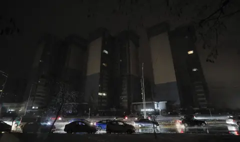 Киев остава без ток и отопление след нови удари по енергийната инфраструктура - 1