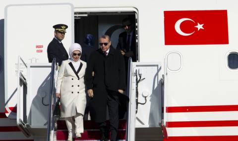 Ердоган се качва на самолета. Първо Москва, после Вашингтон - 1