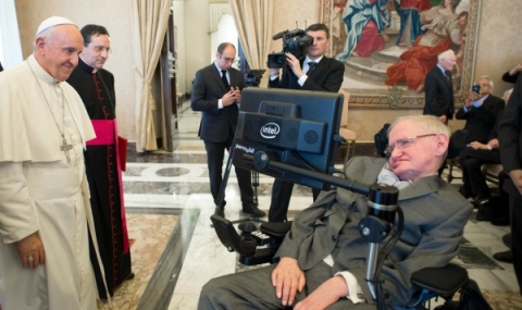 Папата се срещна със Стивън Хокинг - 1