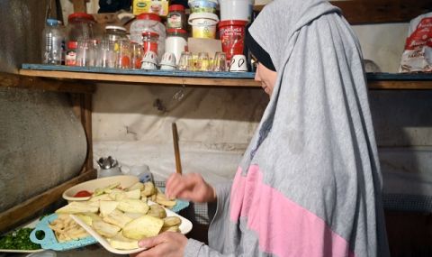 Близо един милион деца в Афганистан са принудени да работят - 1