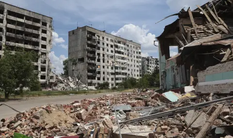 EC presents proposal to continue offering temporary protection to people fleeing conflict in Ukraine  - 1