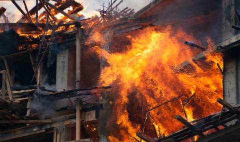 Пожар отне живота на мъж от Видин - 1