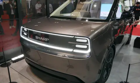Sharp LDK+: When a TV and a refrigerator decided to become a car  - 1