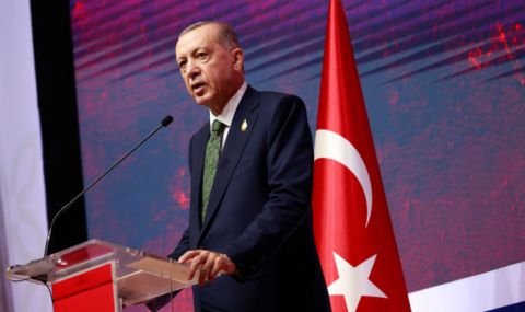 Ердоган: Подхождаме балансирано в конфликта между Москва и Киев - 1