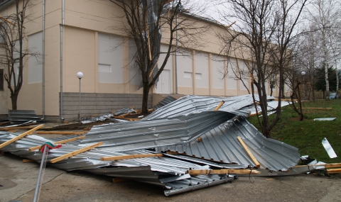 Над 2 млн. лева за щетите от бурята в Габрово - 1