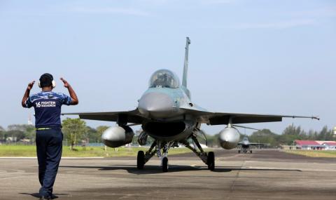 Определят първите, които ще се обучават на F-16 - 1