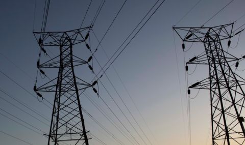 Близо 145 000 души останаха без ток - 1