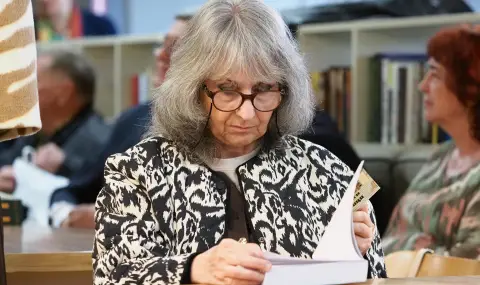 Спрягат Маргарита Попова за правосъден министър