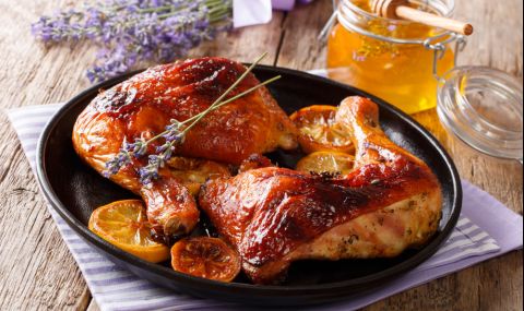 Рецепта на деня: Пилешки бутчета с карамелена коричка - 1