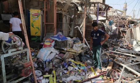 Камион бомба уби десетки в Багдад - 1