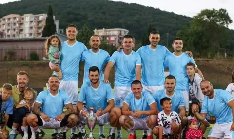 Красико (Бургас) триумфира на турнира по минифутбол "Лига България" - 1