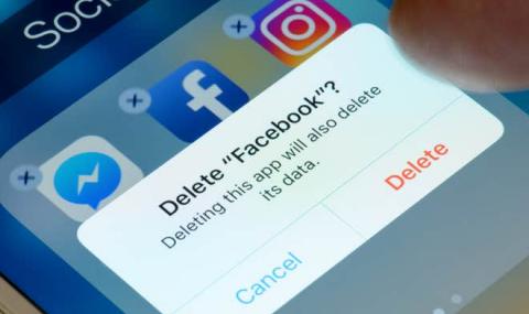 Facebook прави невъзможно премахването на приложението от телефона - 1