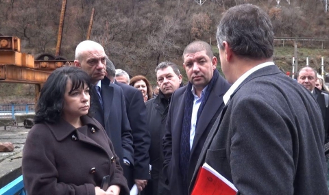 Министри и кмет търсят решение на проблема с безводието в Кричим - 1