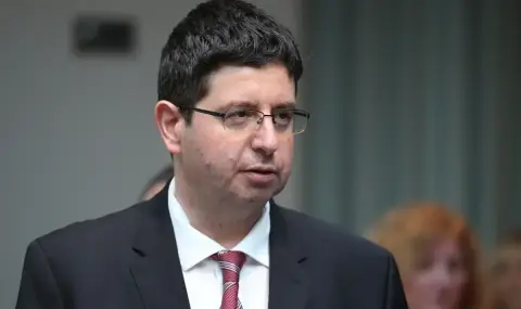 Петър Чобанов: Не мисля, че в момента съм необходим в ролята на служебен премиер