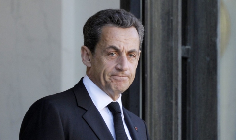 Саркози леко вдигна рейтинга - 1