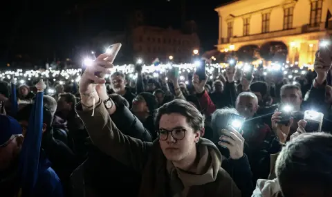 Протест в Будапеща поиска преки президентски избори и оставка на премиера Орбан - 1
