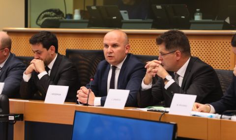 Илхан Кючюк подкрепи Западните Балкани за ЕС - 1