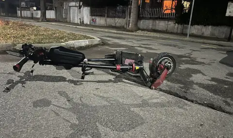 Кола блъсна две деца, возили се на тротинетка в Кюстендил - 1