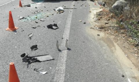 Тежка катастрофа между три автомобила в Пловдив - 1
