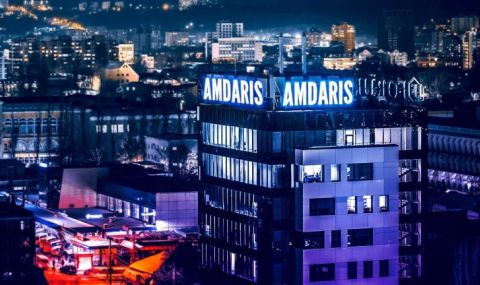 Insight Enterprises купува Amdaris - 1
