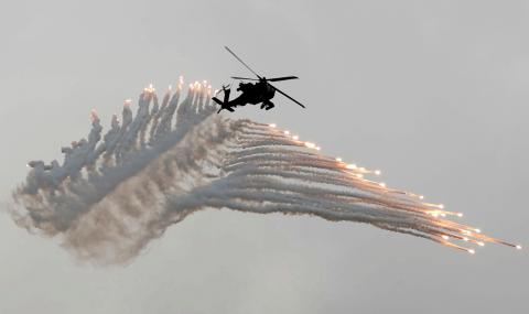Русия за британските хеликоптери: Това е провокация! - 1