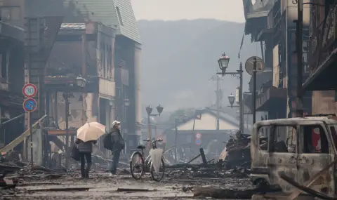 Силно земетресение с магнитуд 7,6 удари Североизточна Япония - 1