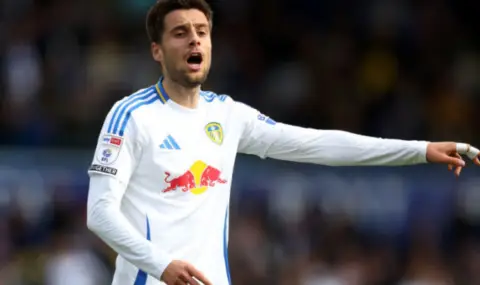 Мениджърът на Лийдс с огромни комплименти към Груев: Той е микс между Стоичков и Матеус - 1