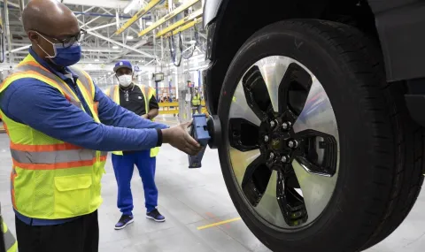 Ford спря производството на най-продавания си модел - 1