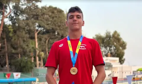 Адриан Йонинов взе злато на 200 метра гръб в Кипър - 1