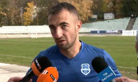 Дани Младенов: В пет поредни мача реферите ни убиват! - 1