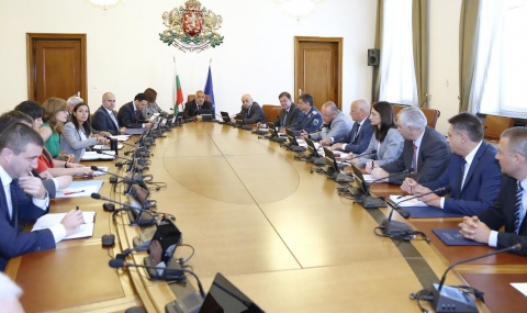 Хвърлят армията срещу терористи - 1