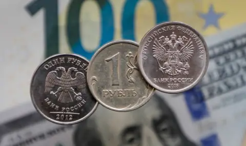 Външният дълг на Русия нарасна с 2,1 на сто от началото на годината до 313,3 млрд. долара - 1
