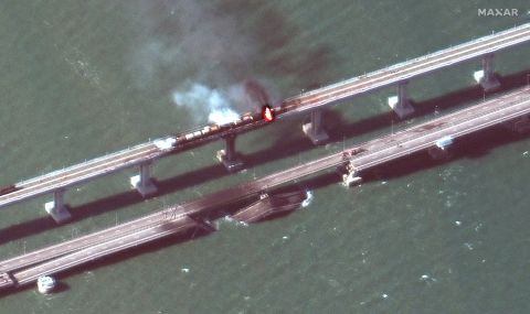 Американски военен твърди, че Кримският мост е бил поразен с ракета - 1