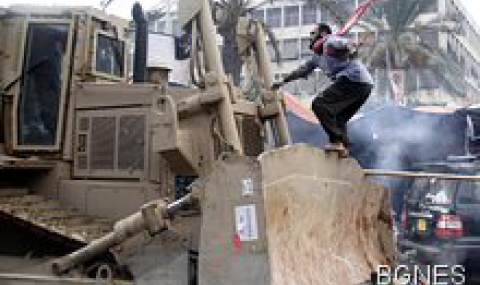 Египетските войски нахлуха в контролиран от ислямистите град - 1