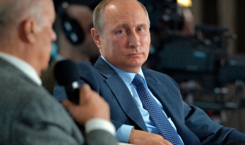 Владимир Путин и френските десни - 1