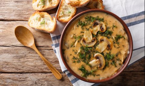 Рецепта на деня: Ароматна гъбена супа - 1