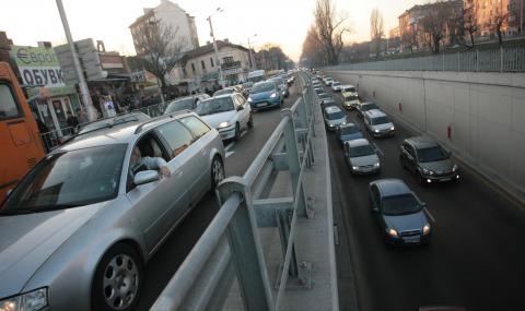 Шофьорите в България ще могат да печелят от реклама - 1