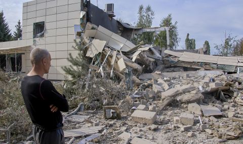 ЮНЕСКО проверява щети на над 200 културни обекта в Украйна  - 1