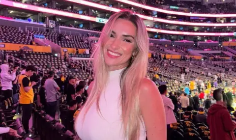 Русокоса фурия отново разбуни мъжките фантазии - 1