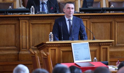 Ивайло Вълчев: Възможно e направеното вчера от Радостин Василев да има цел и да е било дирижирано - 1