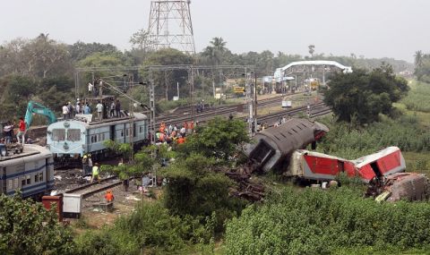 Катастрофата на века! Причината и отговорните за влаковата трагедия в Индия са установени - 1
