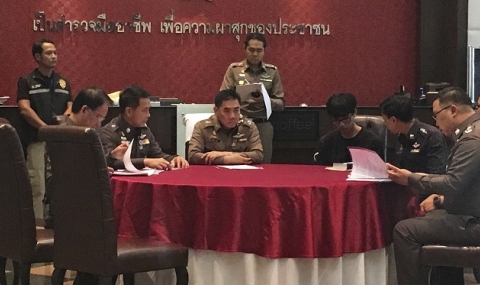 Военните в Тайланд обещаха да не правят преврати - 1