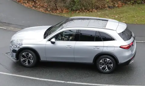 Най-продаваният Mercedes се готви за фейслифт - 1